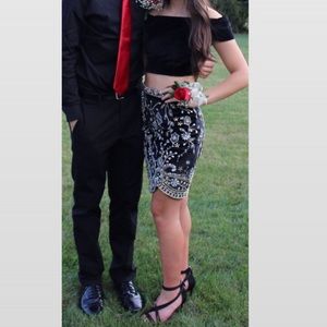 Sherri hill dress!! Size 2:)